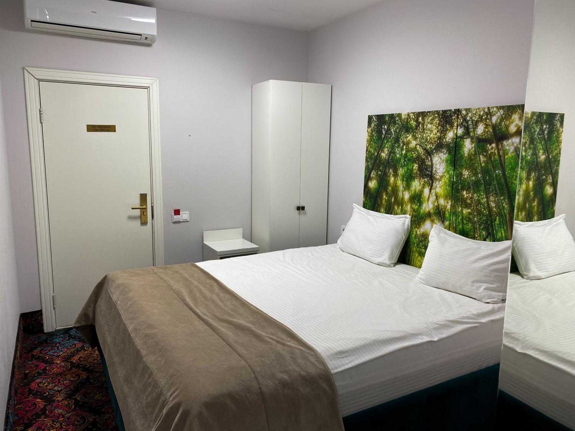 De Paris Hotel Kyjev Pokoj fotografie