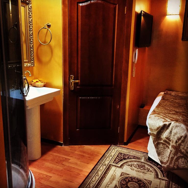 De Paris Hotel Kyjev Pokoj fotografie